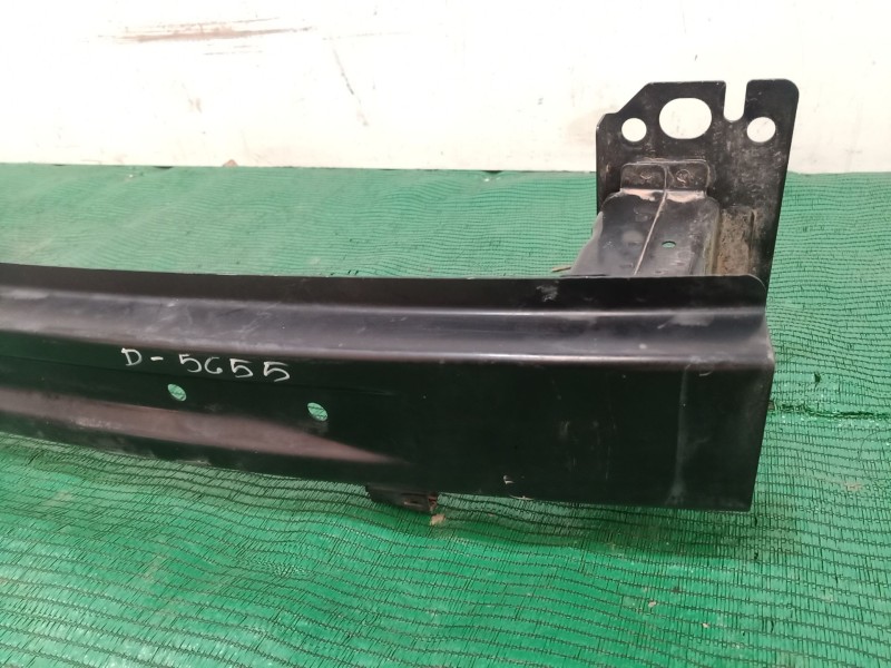 Recambio de refuerzo paragolpes delantero para ssangyong tivoli 1.6 referencia OEM IAM SINREF SIN REF SIN REF