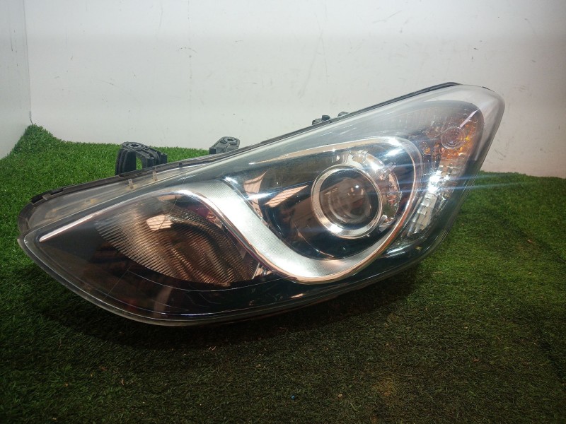 Recambio de faro izquierdo para hyundai i30 (gd) 1.4 referencia OEM IAM   