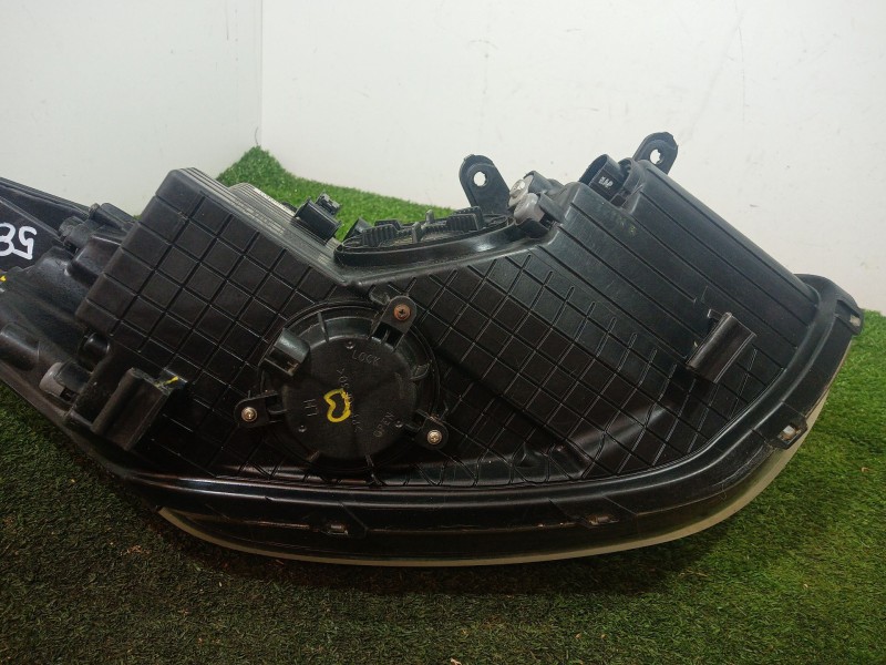 Recambio de faro izquierdo para hyundai i30 (gd) 1.4 referencia OEM IAM   