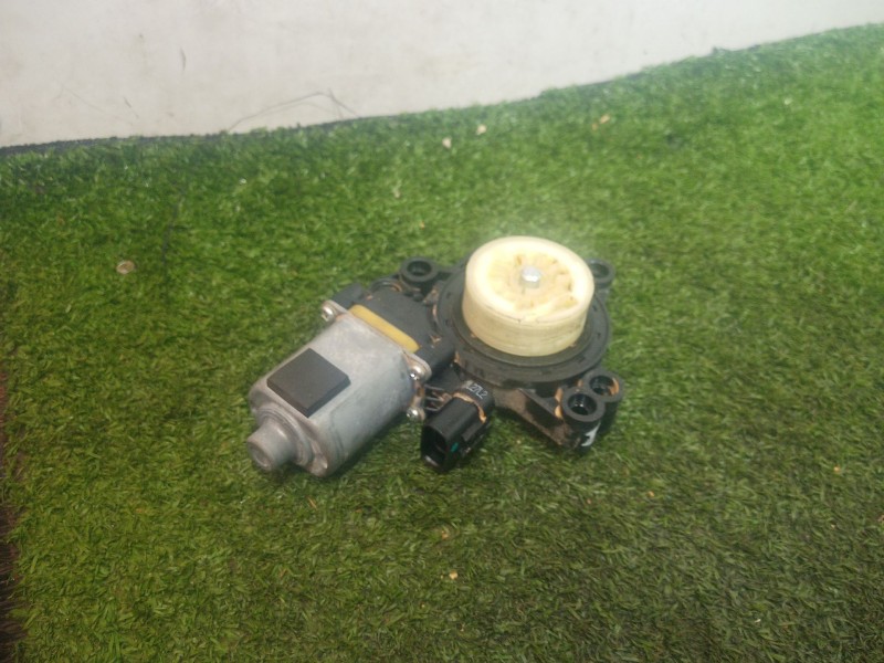 Recambio de motor elevalunas delantero izquierdo para hyundai i30 (gd) 1.4 referencia OEM IAM   