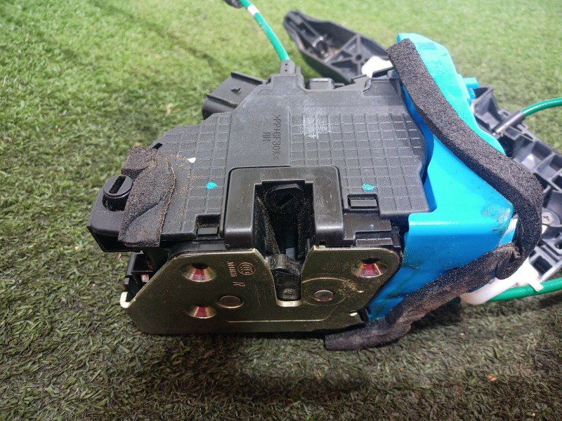 Recambio de cerradura puerta trasera derecha para hyundai i30 (gd) 1.4 referencia OEM IAM   