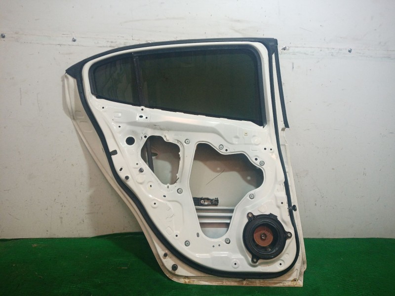 Recambio de puerta trasera izquierda para mazda 3 (bm, bn) 2.0 referencia OEM IAM   