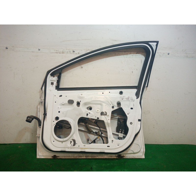 Recambio de puerta delantera derecha para ford focus iii 1.0 ecoboost referencia OEM IAM   