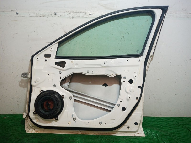 Recambio de puerta delantera derecha para mazda 3 (bm, bn) 2.0 referencia OEM IAM   