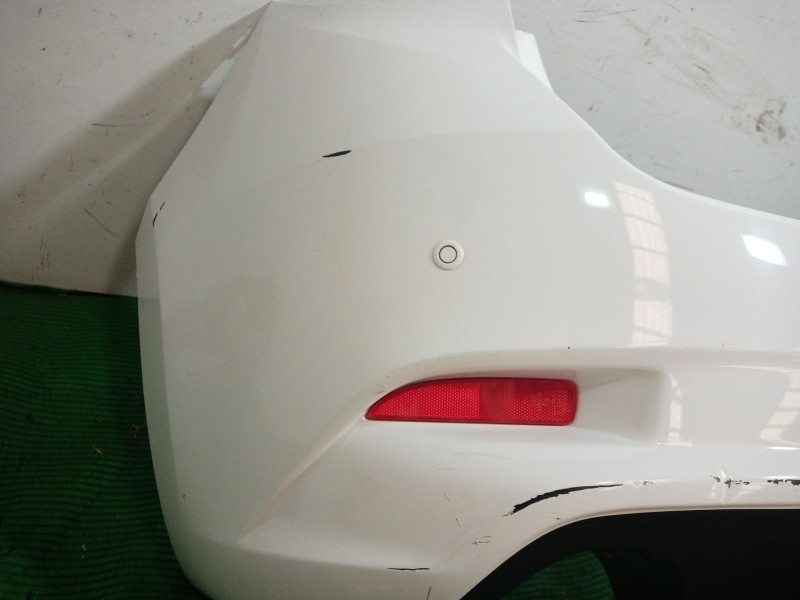 Recambio de paragolpes trasero para mazda 3 (bm, bn) 2.0 referencia OEM IAM   