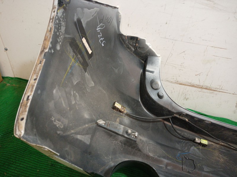 Recambio de paragolpes trasero para mazda 3 (bm, bn) 2.0 referencia OEM IAM SINREF SIN REF SIN REF