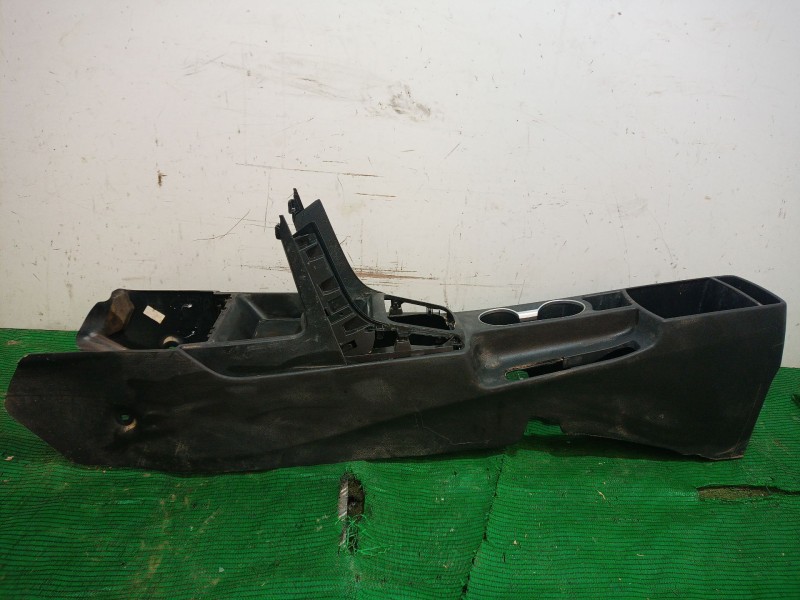 Recambio de moldura salpicadero para hyundai i30 (gd) 1.4 referencia OEM IAM 84610A6000 84610A6000 84610A6000