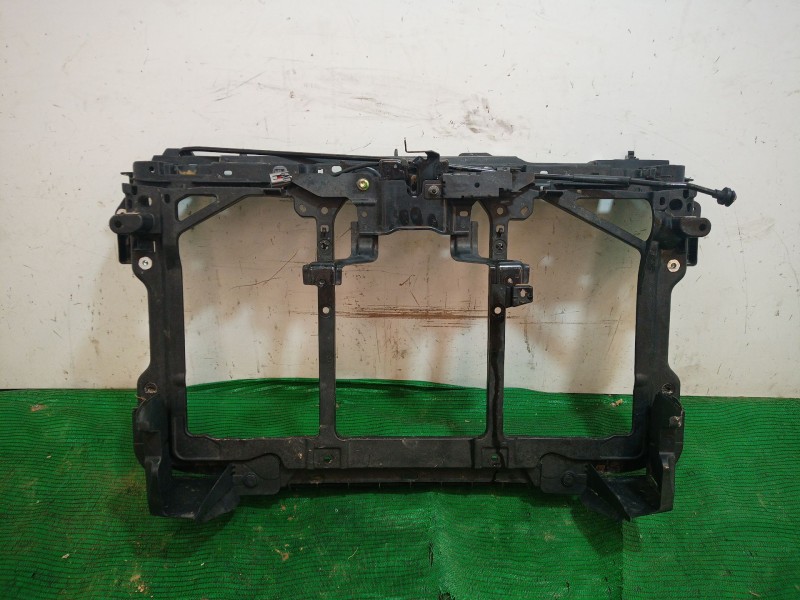 Recambio de panel frontal para mazda 3 (bm, bn) 2.0 referencia OEM IAM   