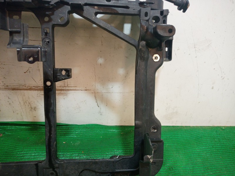 Recambio de panel frontal para mazda 3 (bm, bn) 2.0 referencia OEM IAM   