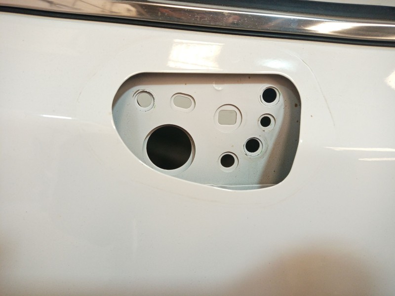 Recambio de puerta delantera izquierda para mazda 3 (bm, bn) 2.0 referencia OEM IAM   