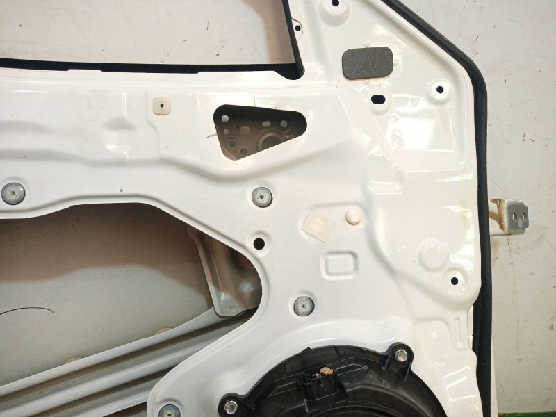 Recambio de puerta delantera izquierda para mazda 3 (bm, bn) 2.0 referencia OEM IAM   