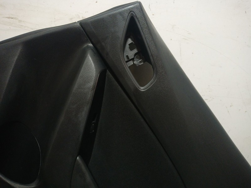 Recambio de guarnecido puerta trasera derecha para mazda 3 (bm, bn) 2.0 referencia OEM IAM   