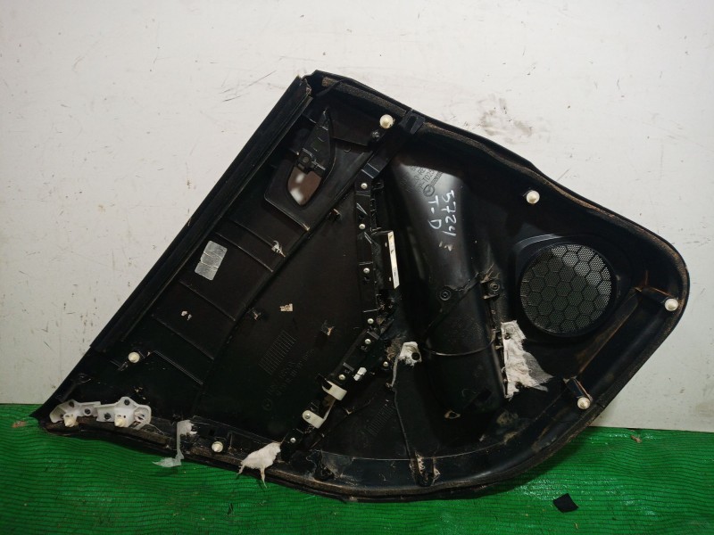 Recambio de guarnecido puerta trasera derecha para mazda 3 (bm, bn) 2.0 referencia OEM IAM   