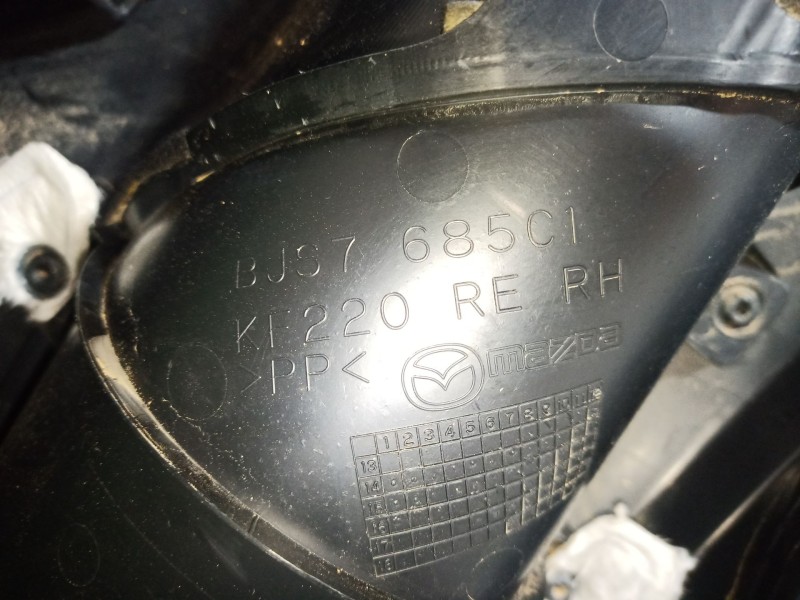 Recambio de guarnecido puerta trasera derecha para mazda 3 (bm, bn) 2.0 referencia OEM IAM   