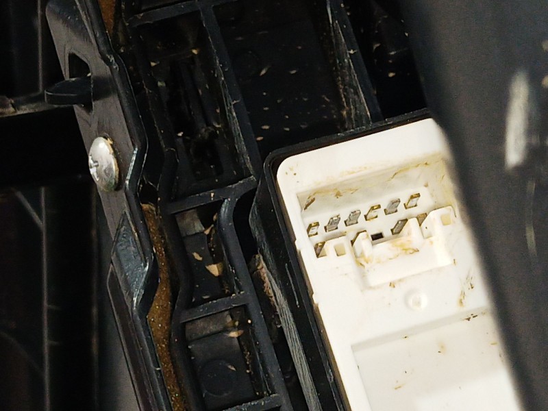 Recambio de guarnecido puerta trasera derecha para mazda 3 (bm, bn) 2.0 referencia OEM IAM   