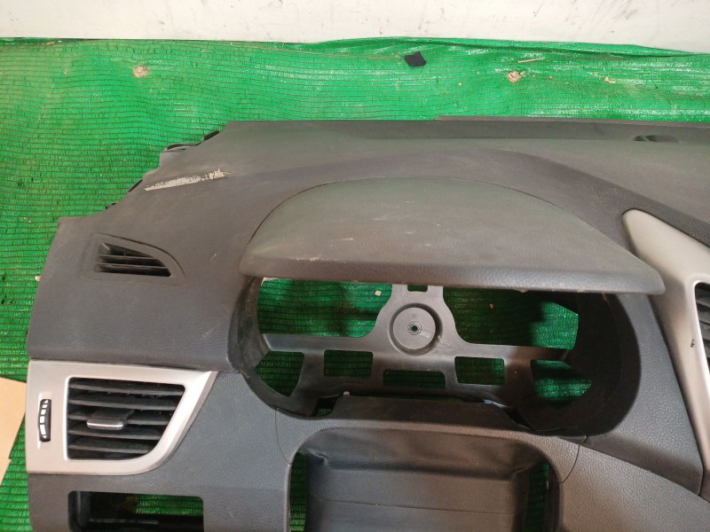 Recambio de salpicadero para hyundai i30 (gd) 1.4 referencia OEM IAM   