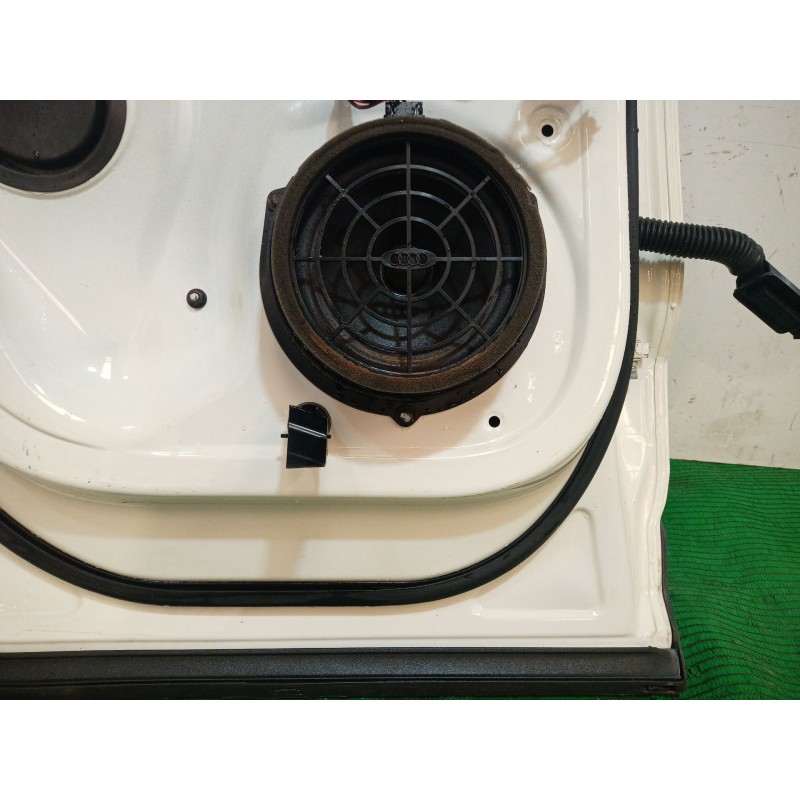 Recambio de puerta trasera izquierda para audi q3 (8ub, 8ug) 2.0 tdi referencia OEM IAM   
