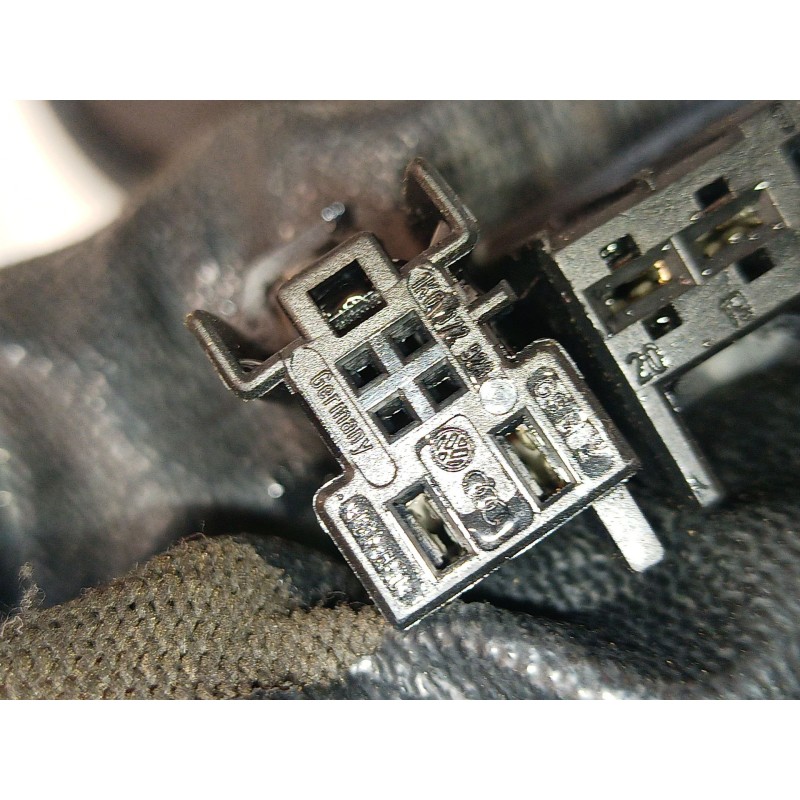 Recambio de puerta trasera izquierda para audi q3 (8ub, 8ug) 2.0 tdi referencia OEM IAM   