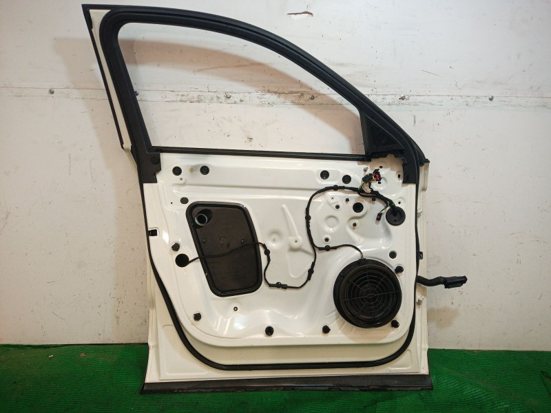 Recambio de puerta delantera izquierda para audi q3 (8ub, 8ug) 2.0 tdi referencia OEM IAM   