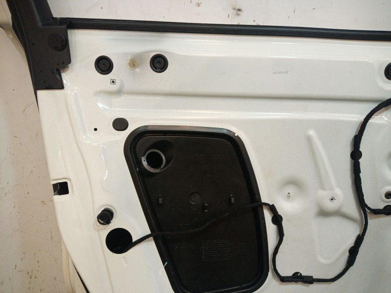 Recambio de puerta delantera izquierda para audi q3 (8ub, 8ug) 2.0 tdi referencia OEM IAM   