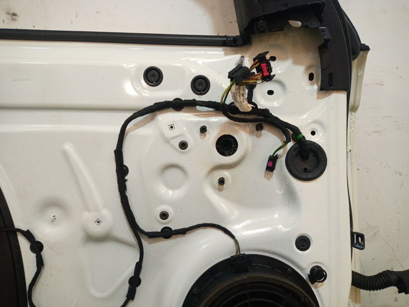 Recambio de puerta delantera izquierda para audi q3 (8ub, 8ug) 2.0 tdi referencia OEM IAM   