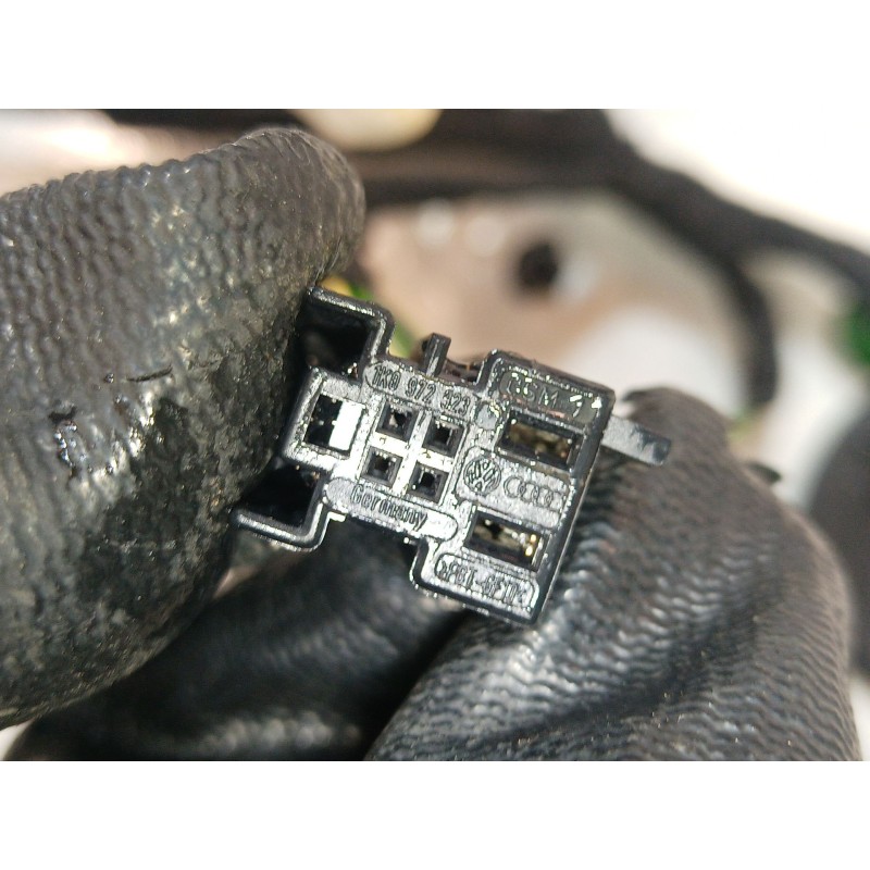 Recambio de puerta delantera izquierda para audi q3 (8ub, 8ug) 2.0 tdi referencia OEM IAM   