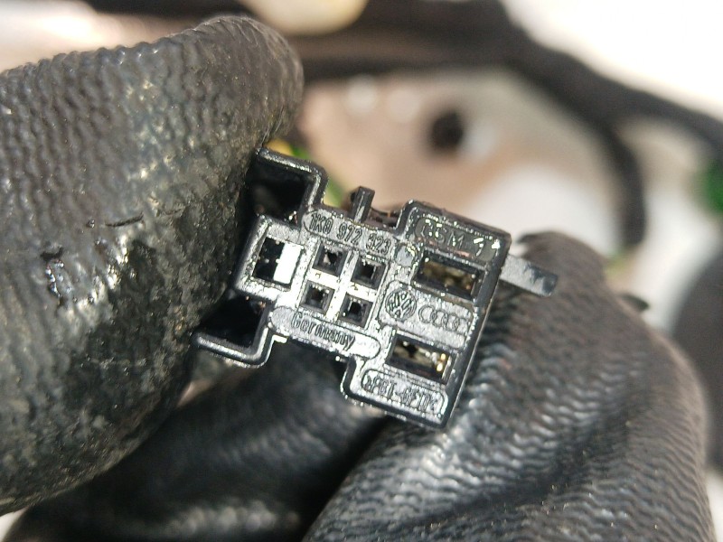 Recambio de puerta delantera izquierda para audi q3 (8ub, 8ug) 2.0 tdi referencia OEM IAM   