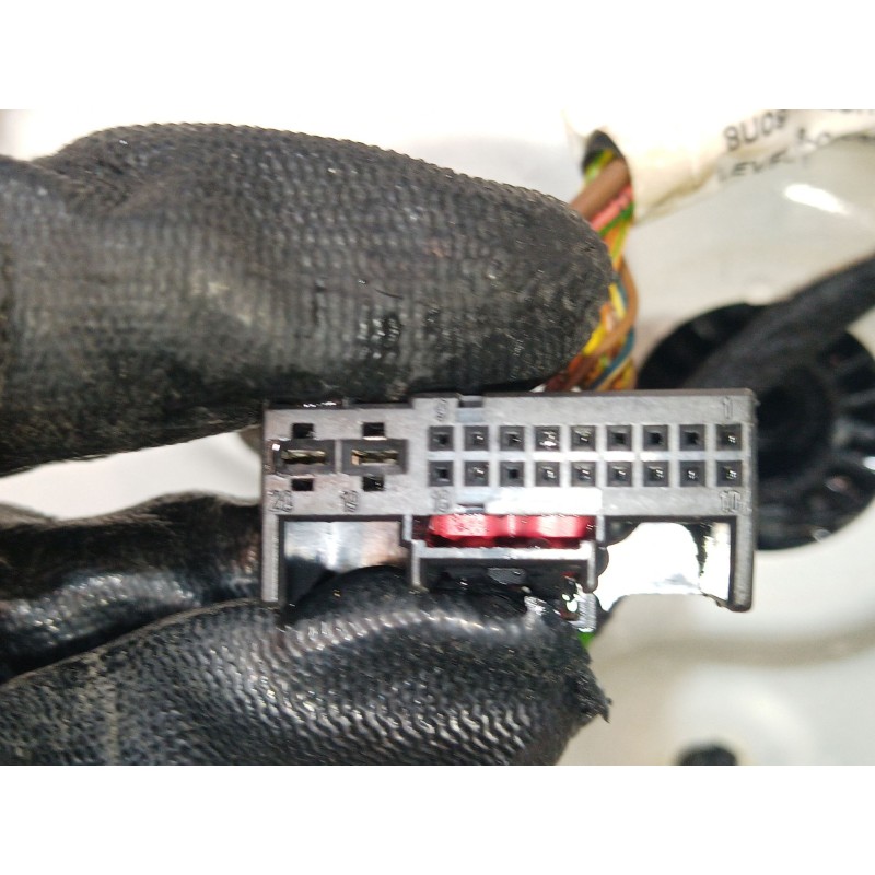 Recambio de puerta delantera izquierda para audi q3 (8ub, 8ug) 2.0 tdi referencia OEM IAM   