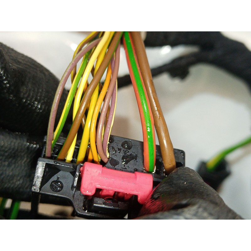 Recambio de puerta delantera izquierda para audi q3 (8ub, 8ug) 2.0 tdi referencia OEM IAM   