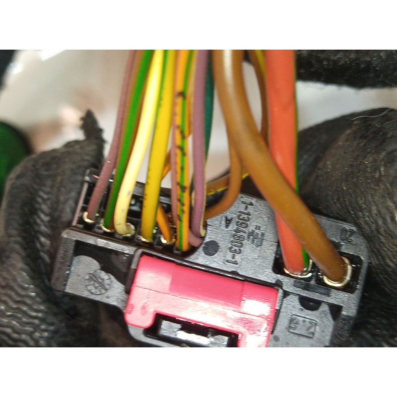 Recambio de puerta delantera derecha para audi q3 (8ub, 8ug) 2.0 tdi referencia OEM IAM   