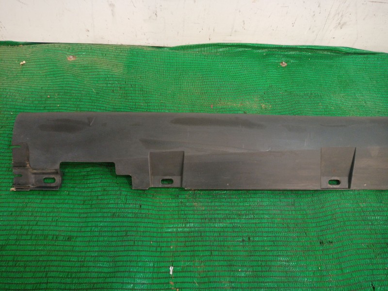 Recambio de faldon lateral para ford b-max (jk) 1.5 tdci referencia OEM IAM AV11R10154 AV11R10154 AV11R10154