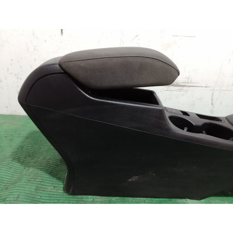 Recambio de consola central trasera para audi q3 (8ub, 8ug) 2.0 tdi referencia OEM IAM   