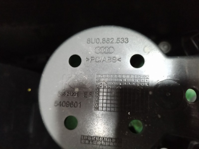 Recambio de consola central trasera para audi q3 (8ub, 8ug) 2.0 tdi referencia OEM IAM   