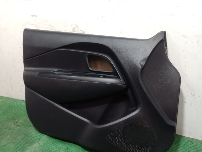 Recambio de guarnecido puerta delantera izquierda para kia rio iii (ub) 1.2 cvvt referencia OEM IAM   