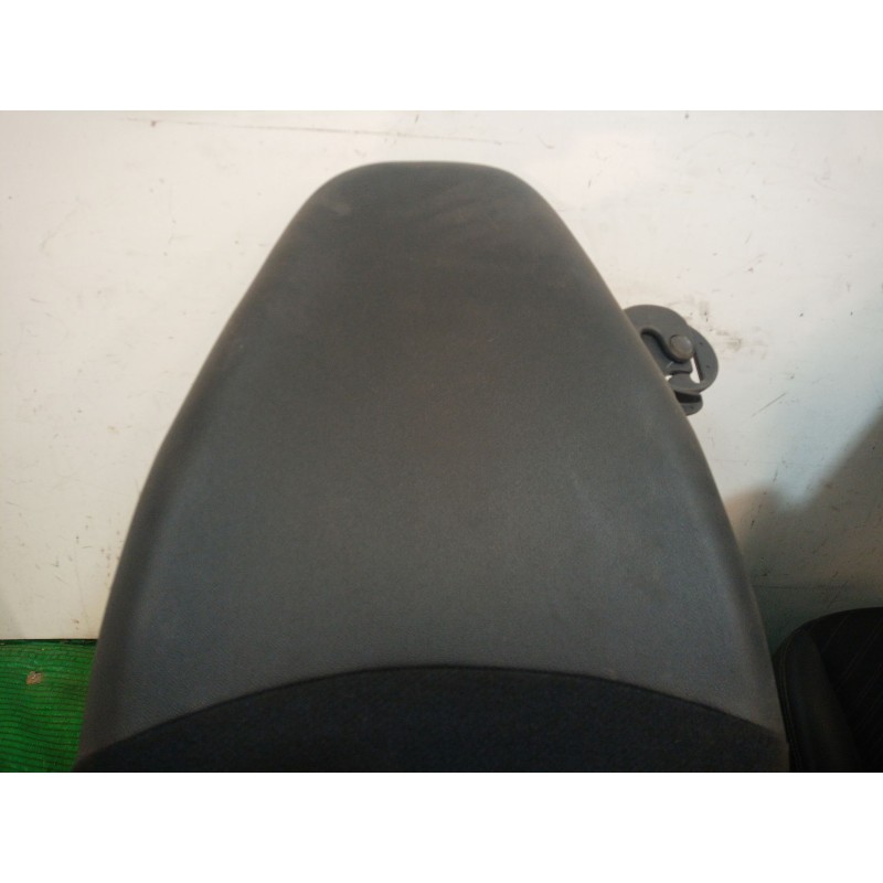 Recambio de asientos delanteros para smart fortwo coupé (451) 1.0 (451.331, 451.380) referencia OEM IAM   