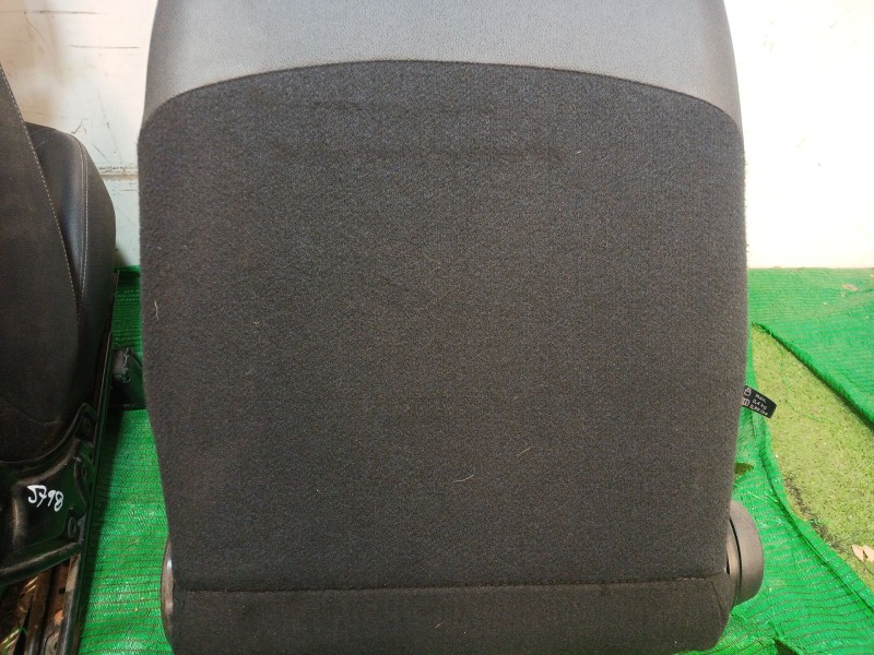 Recambio de asientos delanteros para smart fortwo coupé (451) 1.0 (451.331, 451.380) referencia OEM IAM   