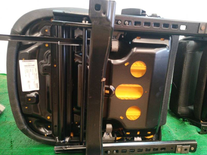 Recambio de asientos delanteros para smart fortwo coupé (451) 1.0 (451.331, 451.380) referencia OEM IAM   