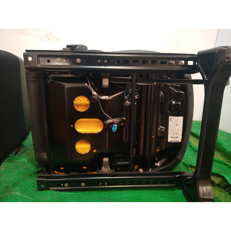 Recambio de asientos delanteros para smart fortwo coupé (451) 1.0 (451.331, 451.380) referencia OEM IAM   
