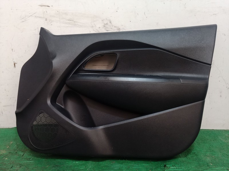 Recambio de guarnecido puerta delantera derecha para kia rio iii (ub) 1.2 cvvt referencia OEM IAM 823201W010 823201W010 823201W0