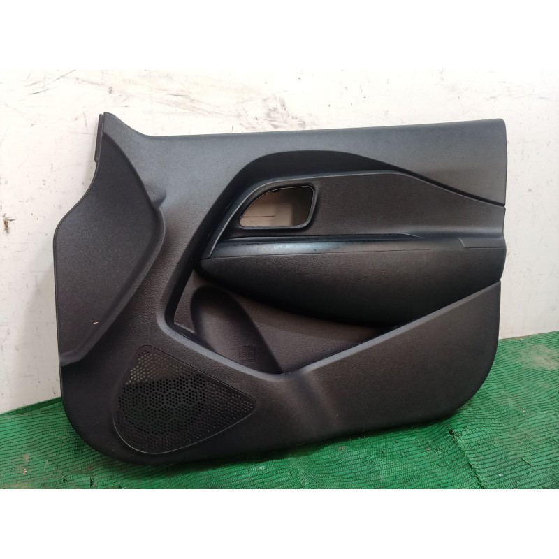 Recambio de guarnecido puerta delantera derecha para kia rio iii (ub) 1.2 cvvt referencia OEM IAM 823201W010 823201W010 823201W0