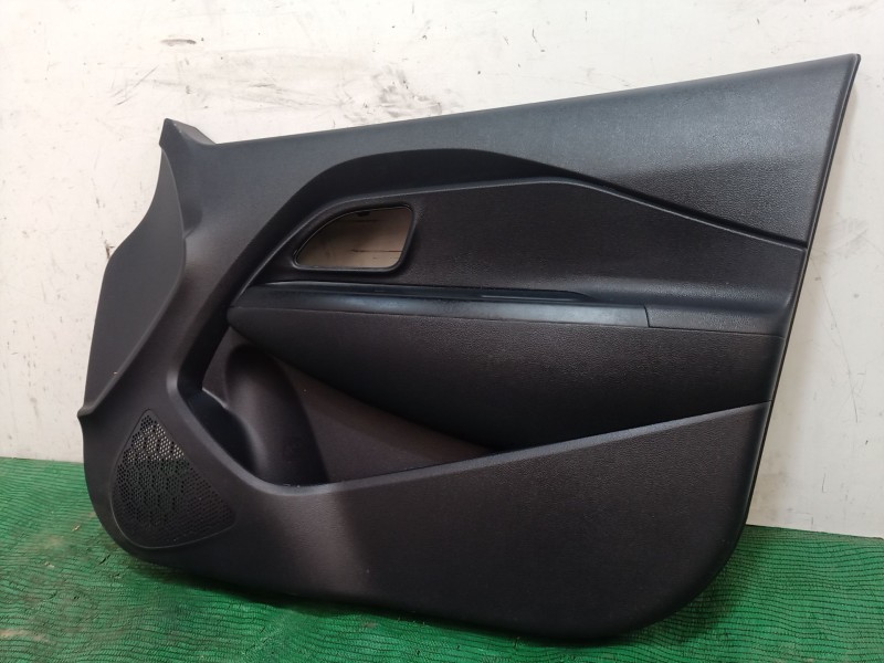 Recambio de guarnecido puerta delantera derecha para kia rio iii (ub) 1.2 cvvt referencia OEM IAM 823201W010 823201W010 823201W0
