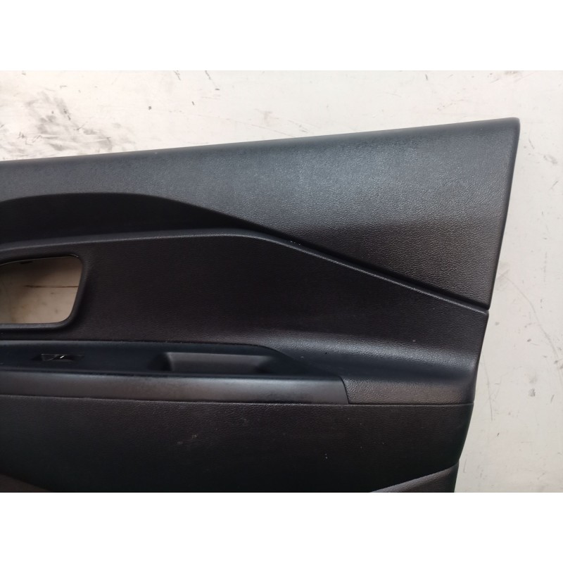 Recambio de guarnecido puerta delantera derecha para kia rio iii (ub) 1.2 cvvt referencia OEM IAM 823201W010 823201W010 823201W0