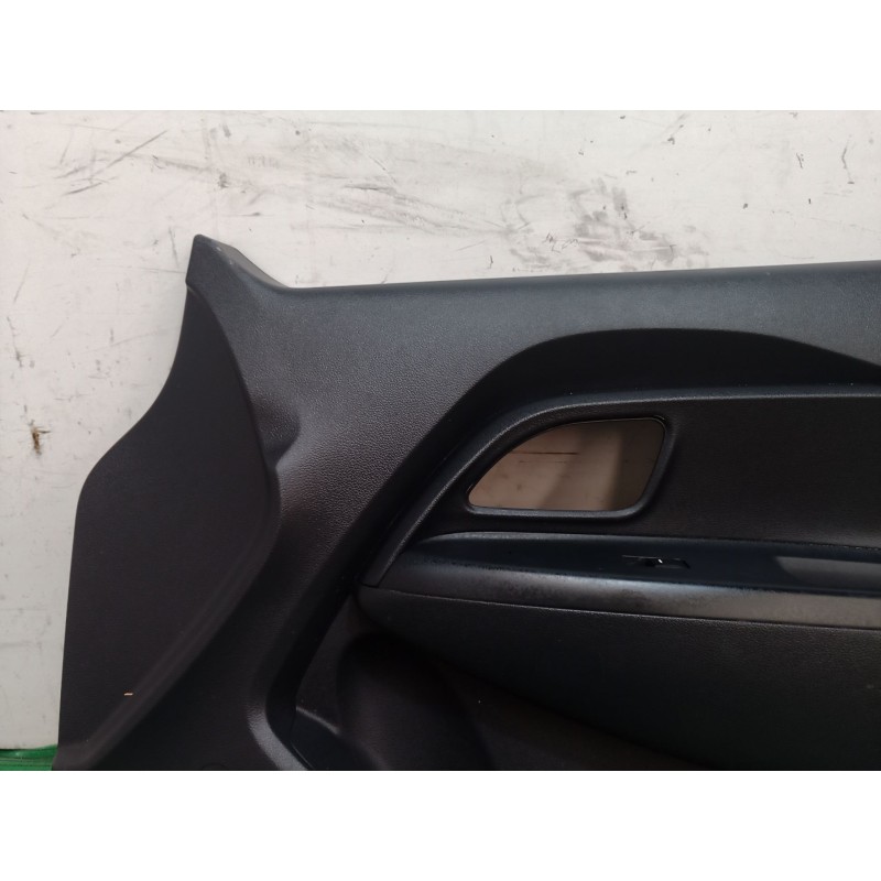 Recambio de guarnecido puerta delantera derecha para kia rio iii (ub) 1.2 cvvt referencia OEM IAM 823201W010 823201W010 823201W0