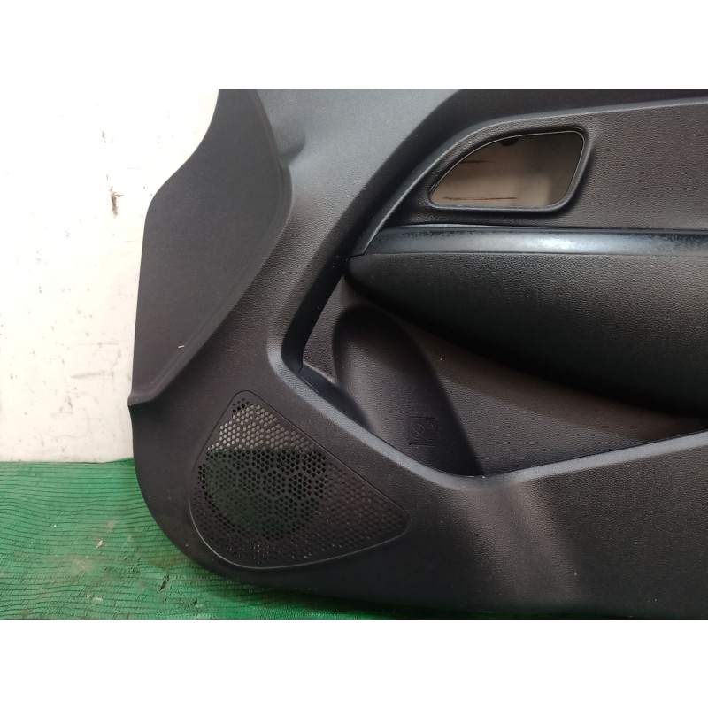 Recambio de guarnecido puerta delantera derecha para kia rio iii (ub) 1.2 cvvt referencia OEM IAM 823201W010 823201W010 823201W0