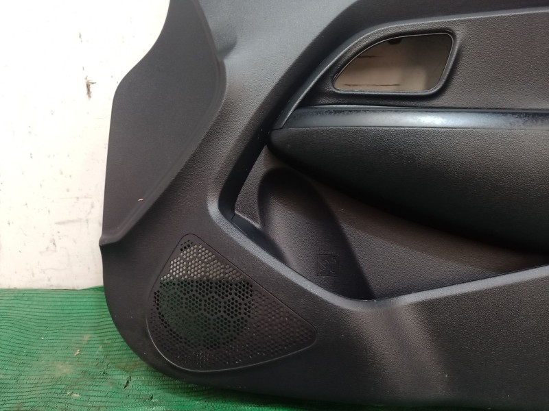 Recambio de guarnecido puerta delantera derecha para kia rio iii (ub) 1.2 cvvt referencia OEM IAM 823201W010 823201W010 823201W0