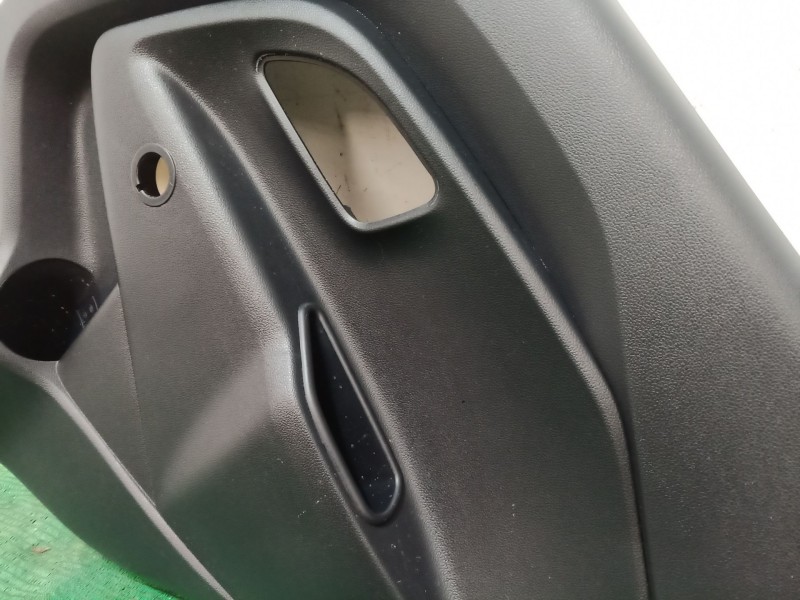 Recambio de guarnecido puerta trasera derecha para kia rio iii (ub) 1.2 cvvt referencia OEM IAM   