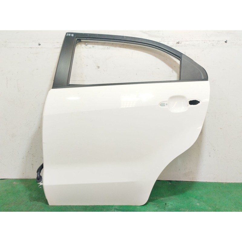 Recambio de puerta trasera izquierda para kia rio iii (ub) 1.2 cvvt referencia OEM IAM SINREF SIN REF SIN REF