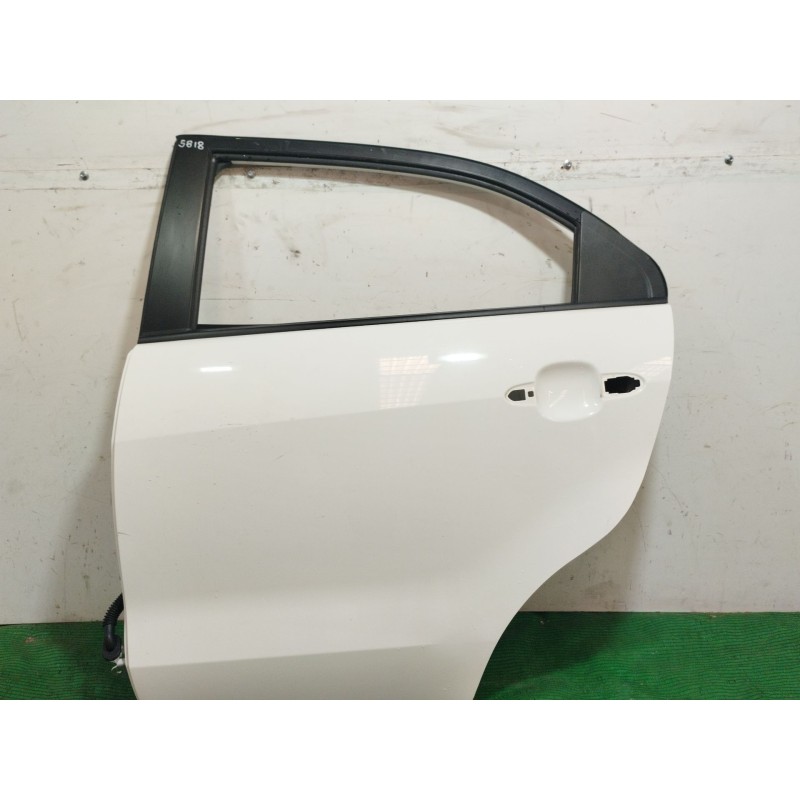 Recambio de puerta trasera izquierda para kia rio iii (ub) 1.2 cvvt referencia OEM IAM SINREF SIN REF SIN REF