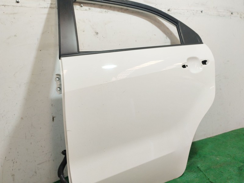 Recambio de puerta trasera izquierda para kia rio iii (ub) 1.2 cvvt referencia OEM IAM SINREF SIN REF SIN REF