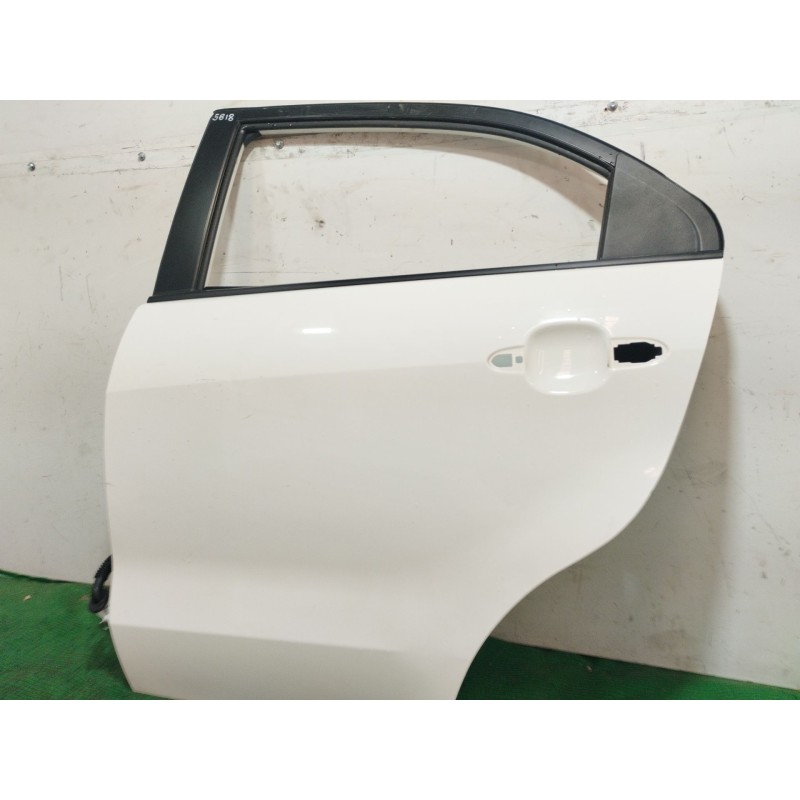 Recambio de puerta trasera izquierda para kia rio iii (ub) 1.2 cvvt referencia OEM IAM SINREF SIN REF SIN REF